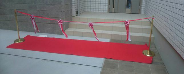 テープカットお引渡し 写真